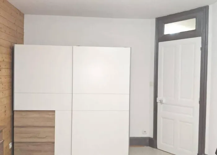 T3 Meuble Et Equipe Proximite De La Gare Valence