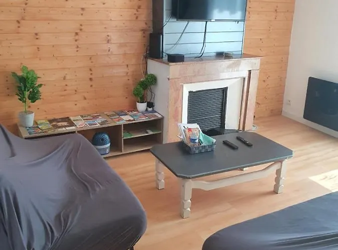 T3 Meuble Et Equipe Proximite De La Gare Apartman