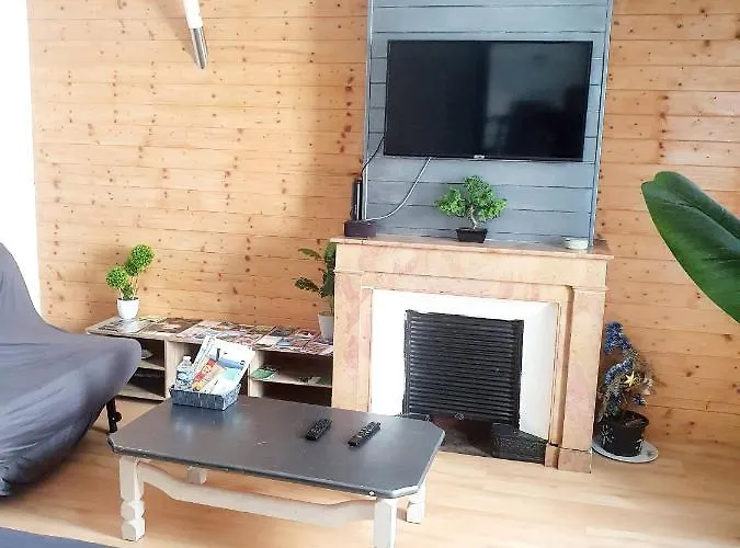 T3 Meuble Et Equipe Proximite De La Gare Apartman