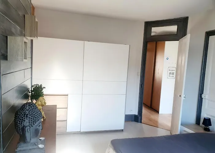 T3 Meuble Et Equipe Proximite De La Gare Apartman